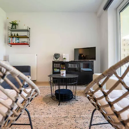 Beautiful 2br With Wonderful Garden Διαμέρισμα Οστένδη