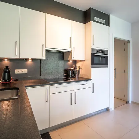 Beautiful 2br With Wonderful Garden 公寓